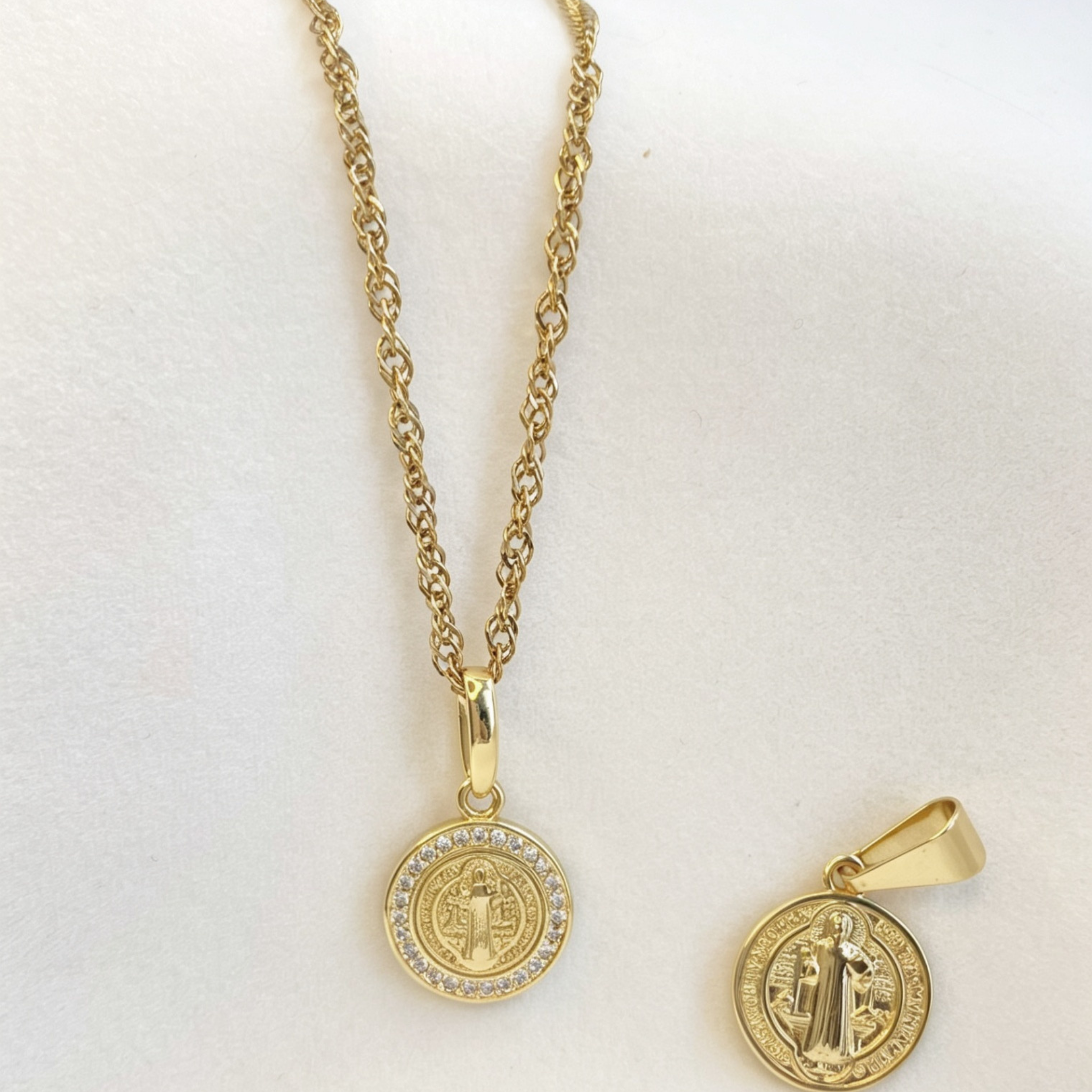 Conjunto Cadena  + mas dije San Benito unisex