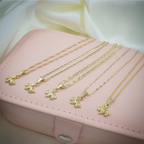 Conjunto Mujer. Niña- Cadena - DIje - Aretes