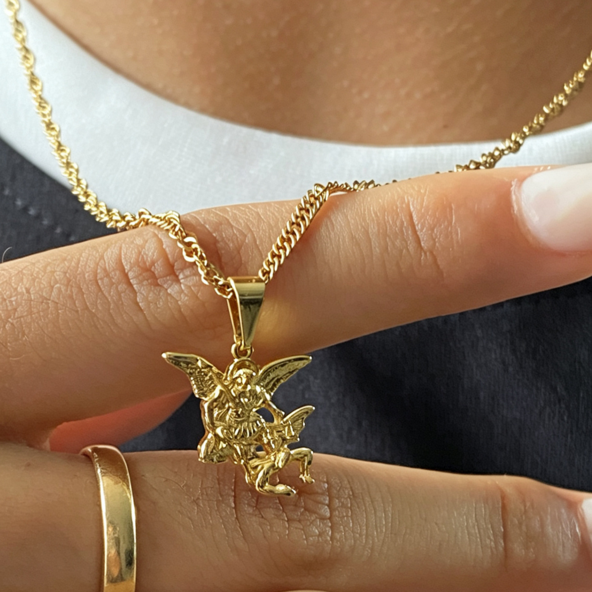 Conjunto San Miguel - Mujer . Niña - cadena - Dije - Aretes