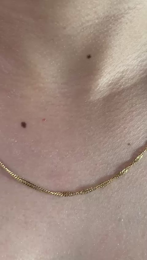 Cadena Singapur  Mujer